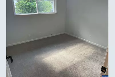 297 Heffley St S, Monmouth, OR 97361 - Photo 13
