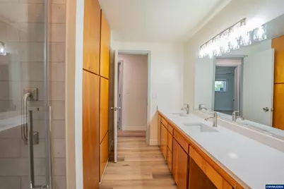 40025 Crestview Ln, Lebanon, OR 97355 - Photo 17