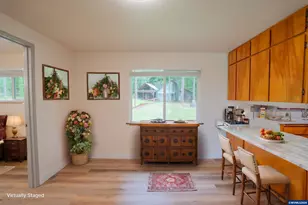 40025 Crestview Ln, Lebanon, OR 97355 - Photo 9