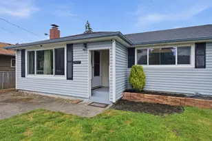 1357 Grove St, Lebanon, OR 97355 - Photo 3