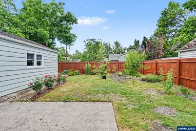 1435 17th St NE, Salem, OR 97301 - Photo 33