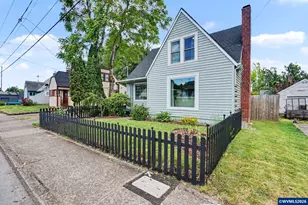 1435 17th St NE, Salem, OR 97301 - Photo 3