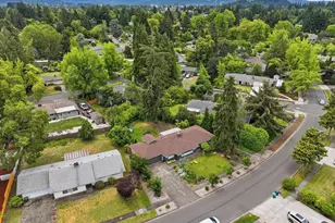 2530 Sharon Way, Eugene, OR 97401 - Photo 43