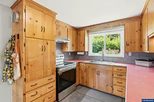 2530 Sharon Way, Eugene, OR 97401 - Photo 21