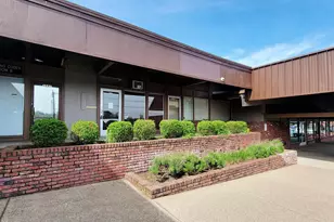 1579 Edgewater St NW, Salem, OR 97304 - Photo 1