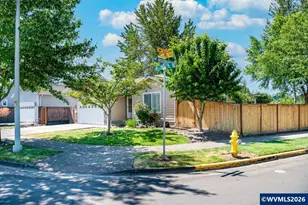 792 Trinity St, Albany, OR 97322 - Photo 5