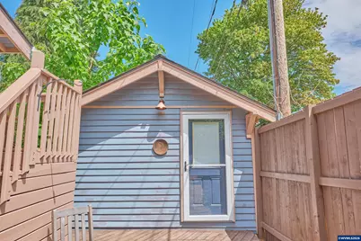 265 Myers St S, Salem, OR 97302 - Photo 37