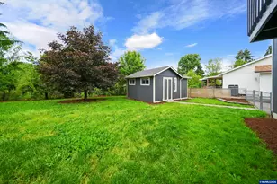 2570 Clay Ct SE, Albany, OR 97322 - Photo 7