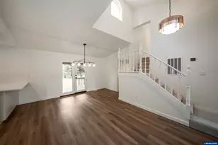 2570 Clay Ct SE, Albany, OR 97322 - Photo 13