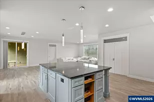 4098 Portland Rd NE, Salem, OR 97301 - Photo 13