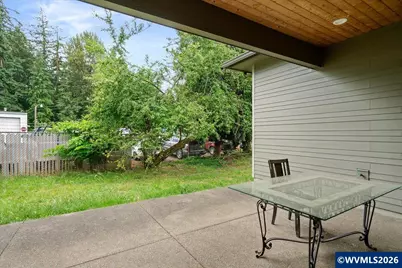 4098 Portland Rd NE, Salem, OR 97301 - Photo 35