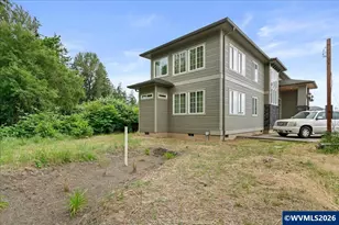 4098 Portland Rd NE, Salem, OR 97301 - Photo 41