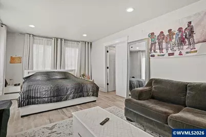 4098 Portland Rd NE, Salem, OR 97301 - Photo 25