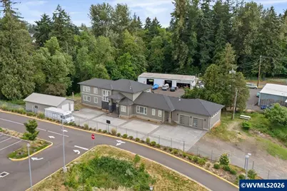 4098 Portland Rd NE, Salem, OR 97301 - Photo 49