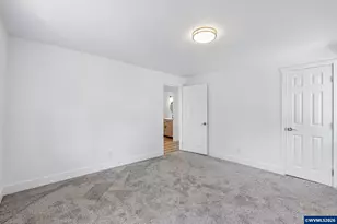 2360 Townsend Way SE, Salem, OR 97301 - Photo 15