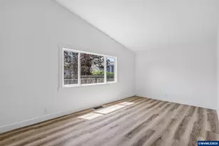 2360 Townsend Way SE, Salem, OR 97301 - Photo 7