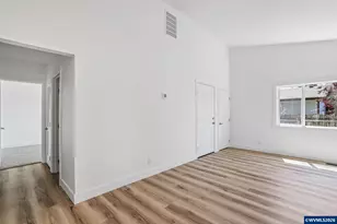 2360 Townsend Way SE, Salem, OR 97301 - Photo 13