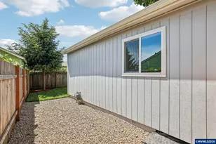 2360 Townsend Way SE, Salem, OR 97301 - Photo 25