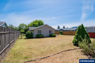 835 Sunflower Ln, Lebanon, OR 97355 - Photo 39