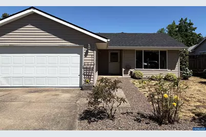 835 Sunflower Ln, Lebanon, OR 97355 - Photo 1