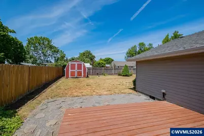 835 Sunflower Ln, Lebanon, OR 97355 - Photo 39