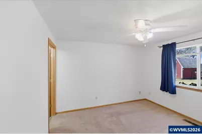 835 Sunflower Ln, Lebanon, OR 97355 - Photo 21
