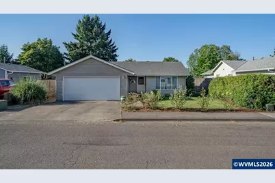 835 Sunflower Ln, Lebanon, OR 97355 - Photo 1