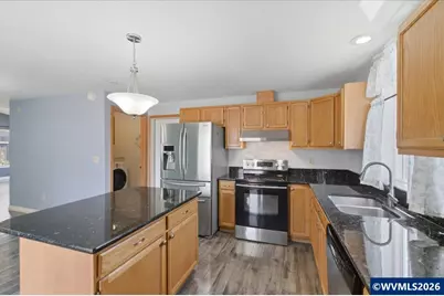 835 Sunflower Ln, Lebanon, OR 97355 - Photo 15