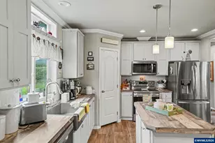 178 19th St, Lyons, OR 97358 - Photo 13