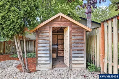 1395 SE 64th Av, Hillsboro, OR 97123 - Photo 35