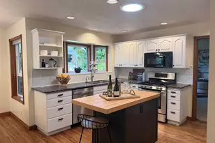 565 Shelokum Dr, Silverton, OR 97381 - Photo 5