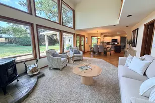 565 Shelokum Dr, Silverton, OR 97381 - Photo 3