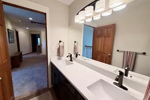 565 Shelokum Dr, Silverton, OR 97381 - Photo 11