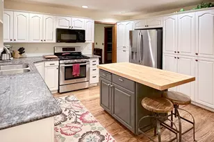 565 Shelokum Dr, Silverton, OR 97381 - Photo 3