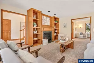 565 Shelokum Dr, Silverton, OR 97381 - Photo 5