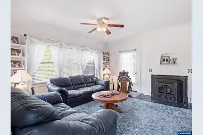 544 SE Court St, Dallas, OR 97338 - Photo 7