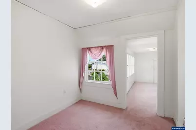544 SE Court St, Dallas, OR 97338 - Photo 35