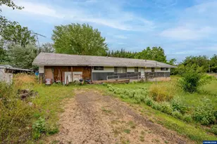 35858 Knox Butte Rd E, Albany, OR 97322 - Photo 1
