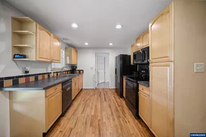 1530 Boone Rd SE, Salem, OR 97306 - Photo 9