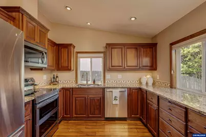 7405 SW 172nd Av, Aloha, OR 97007 - Photo 11