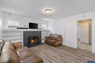 985 Madison St NE, Salem, OR 97301 - Photo 3