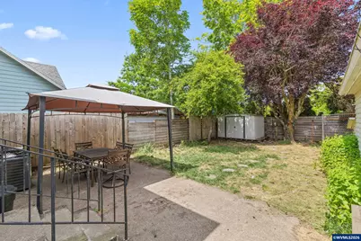985 Madison St NE, Salem, OR 97301 - Photo 23