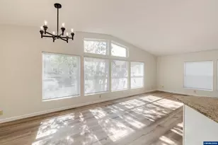 5047 Springfield Ct N, Keizer, OR 97303 - Photo 5