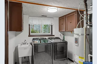 1875 Madrona Av S, Salem, OR 97302 - Photo 19