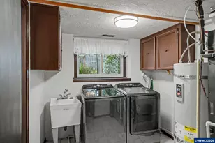 1875 Madrona Ave S, Salem, OR 97302 - Photo 19