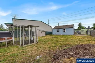 717 20th St SE, Salem, OR 97301 - Photo 21