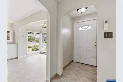 870 Hickory St NE, Salem, OR 97301 - Photo 5