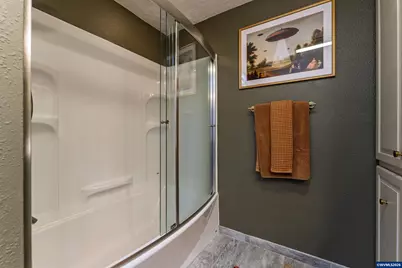 38703 Shady Oak Dr NE, Albany, OR 97322 - Photo 11