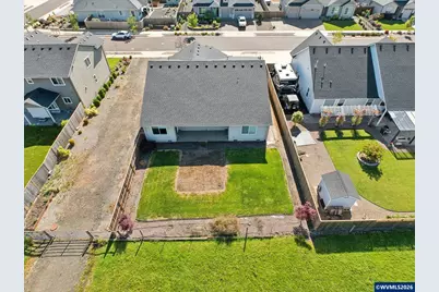 4722 Royal Dr NE Dr, Albany, OR 97321 - Photo 7