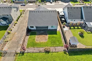 4722 Royal Dr NE Dr, Albany, OR 97321 - Photo 7